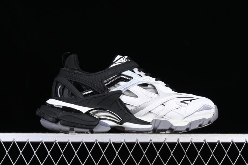 Balenciaga four generations of trendy running shoes