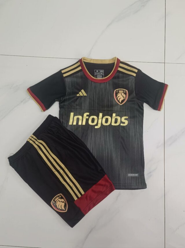 2024-25 ultimate mostoles home kid kit