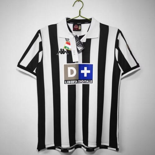 Juventus 1998-99 home