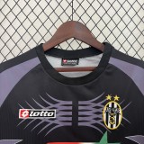 2001-02 Juventus black goalkeeper retro jersey