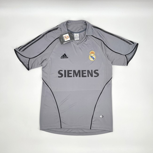Real Madrid 2005-06 third gray
