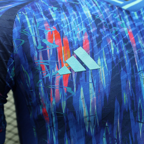 2024 Japan Color blue special player version(The player version is more slim fit, it is recommended to buy one size larger)