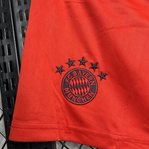 bayern 2024-25 shorts （Shorts available in sizes up to 2XL）