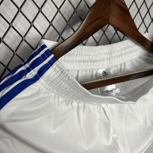 2024-25 Cruzeiro home shorts