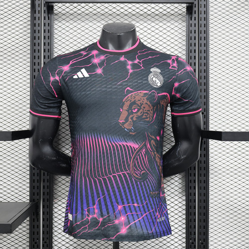 Player Version 2024-25 Real Madrid Black/Purple Special Jersey(The player version is more slim fit, it is recommended to buy one size larger)