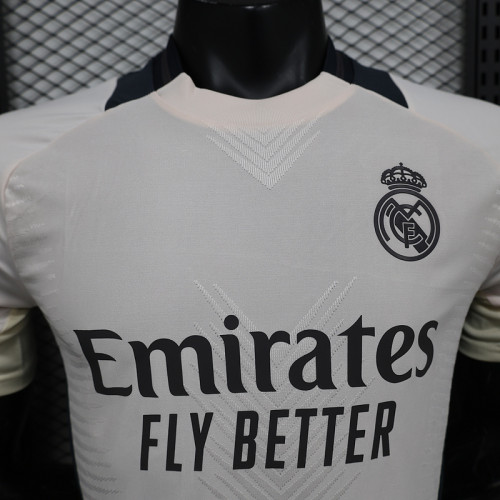 2024-25 Real Madrid Pre-match player version (The player version is more slim fit, it is recommended to buy one size larger)