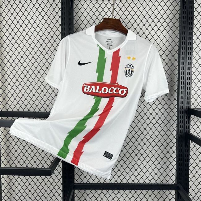 2010-11 Juventus Away Retro Jersey