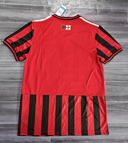 2024-25 AC Milan red retro style version
