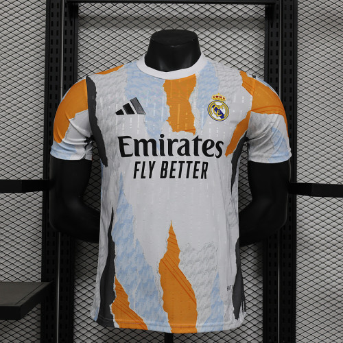 2024-25 Real Madrid Special player version trainingy(The player version is more slim fit, it is recommended to buy one size larger)