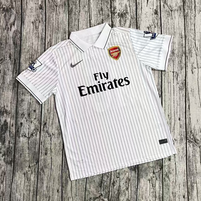 Arsenal 2009-10 third away