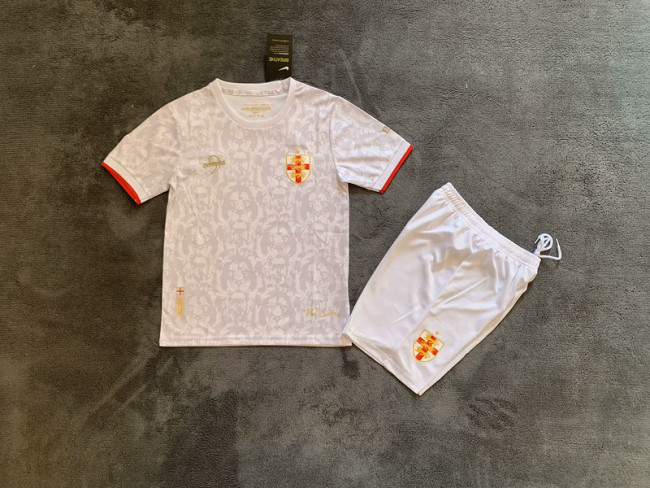 2024-25 England white Special kids kit