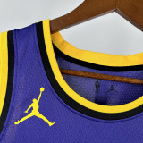Los Angeles Lakers 2023-24 Statement Edition DONCIC#77