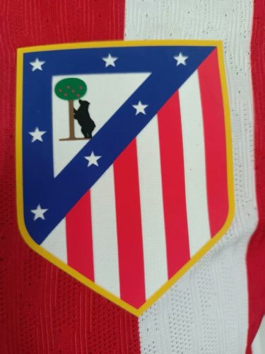 2025-26 Atletico Madrid home player version (The player version is more slim fit, it is recommended to buy one size larger)