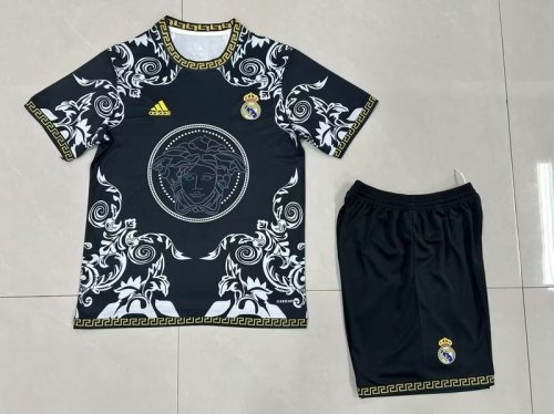 2025-26 Real Madrid black training suit