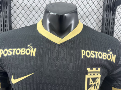 2025-26 Atletico Nacional away player version(The player version is more slim fit, it is recommended to buy one size larger)