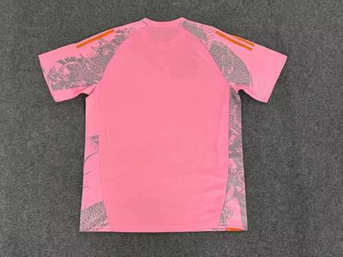 2025-26 Real Madrid pink special version