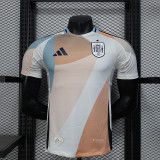 2025-26 Spain Pre-match player version (The player version is more slim fit, it is recommended to buy one size larger)