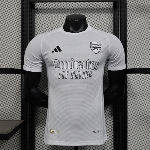 2025-26 arsenal white special player version(The player version is more slim fit, it is recommended to buy one size larger)