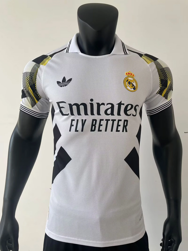 2025-26 Real Madrid white special player version(The player version is more slim fit, it is recommended to buy one size larger)