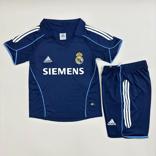 2005-06 Real Madrid away retro kids kit