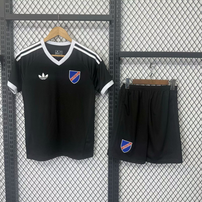 2025-26 Colo Colo black 100th kids kit