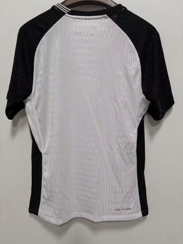 2025-26 Corinthians home player version (The player version is more slim fit, it is recommended to buy one size larger)