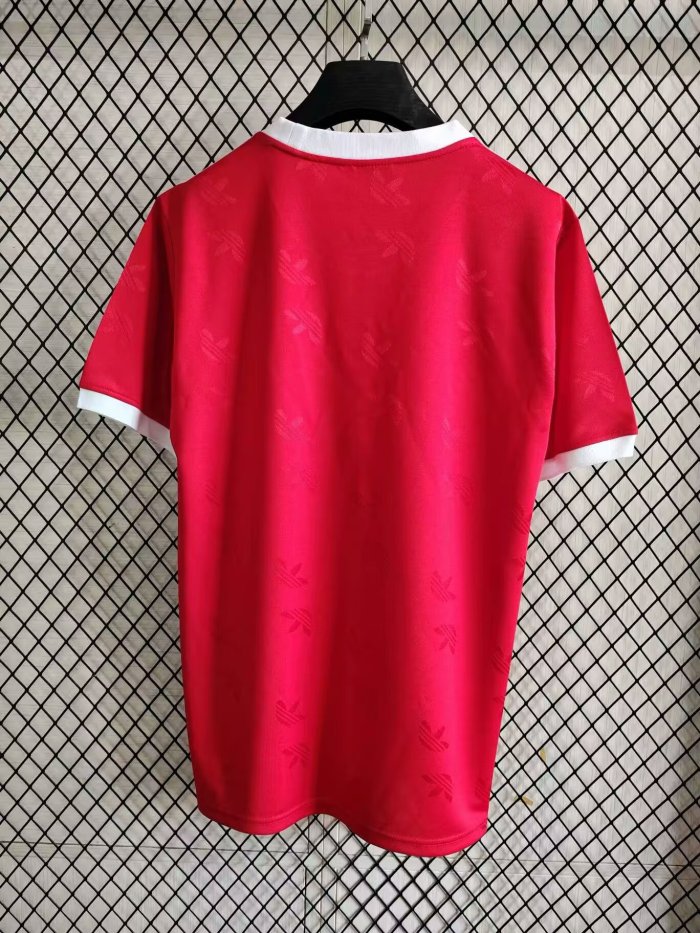 Manchester United 2025-26 red 