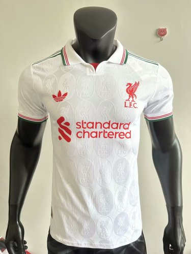 liverpool 2025-26 white player verison (The player version is more slim fit, it is recommended to buy one size larger)