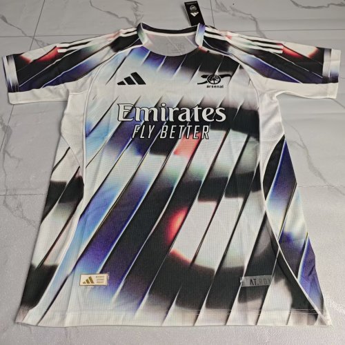 Arsenal 2025-26 Special Player version(The player version is more slim fit, it is recommended to buy one size larger)