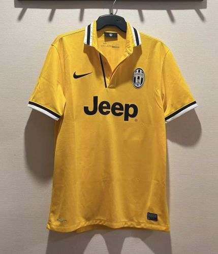 2013-14 Juventus Away retro jersey