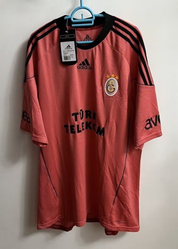 2010-11 Galatasaray third away retro jersey