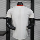 2025-26 Benfica White Retro Model Player Version(The player version is more slim fit, it is recommended to buy one size larger)