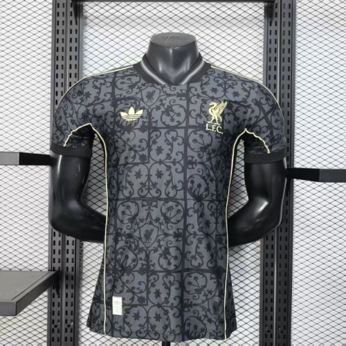 2025-26 liverpool Black Special player version(The player version is more slim fit, it is recommended to buy one size larger)