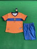 Manchester United 1998-00 kids kit