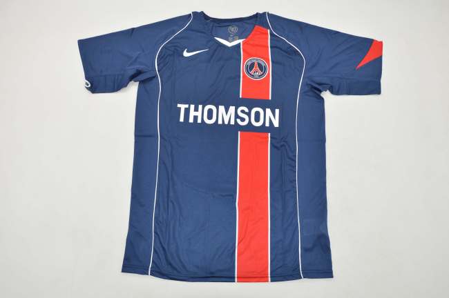 Paris Saint-Germain 2004-05 home