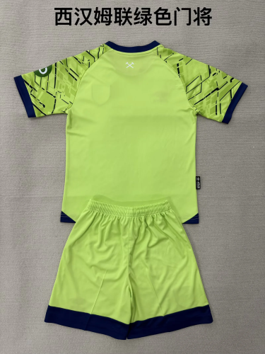 2025-26 West ham Goalkeeper green kids kit