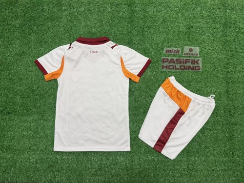 Galatasaray 2025-26 away kids kits