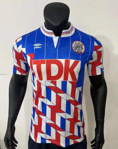 Retro 1989-90 Ajax away player version  (The player version is more slim fit, it is recommended to buy one size larger)