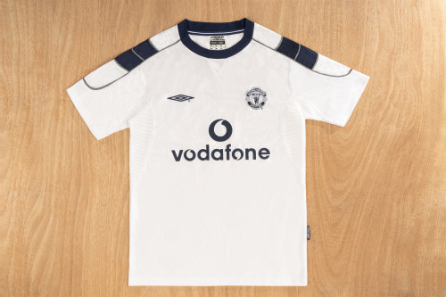 Retro 2000-01 Manchester United away white soccer jersey 