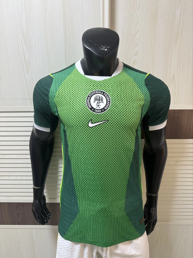 2026 Nigeria home soccer jersey player version  (The player version is more slim fit, it is recommended to buy one size larger) 