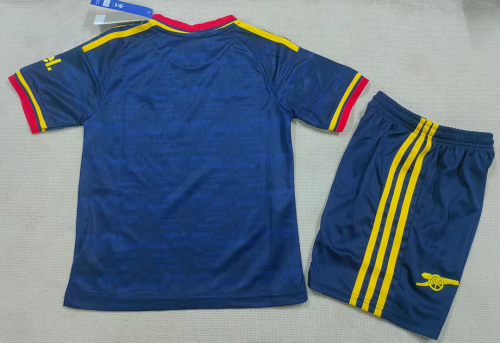 Arsenal 2026-27 Away kids kit 