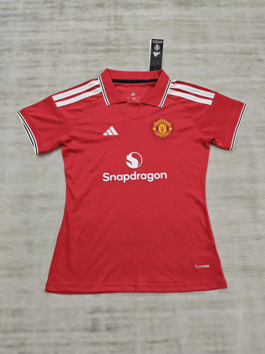 Woman Manchester United 2026-27 home Soccer jersey
