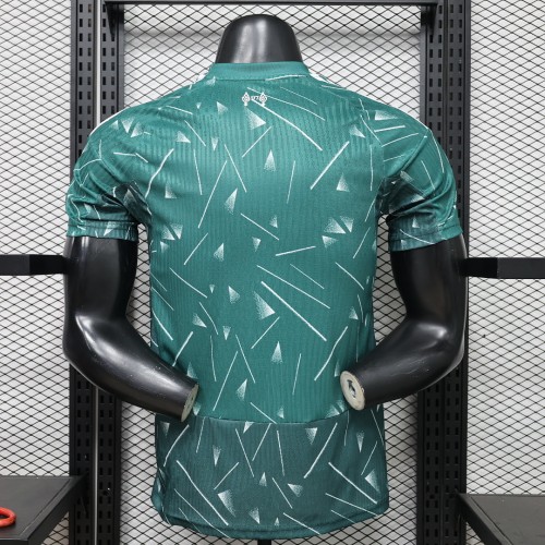 Liverpool 2026-27 Green Goalkeeper Player Version (The player version is more slim fit, it is recommended to buy one size larger)