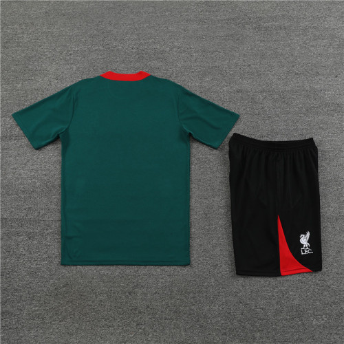 24-25  Liverpool  Training suit short sleeve Adult + Kid kit   1