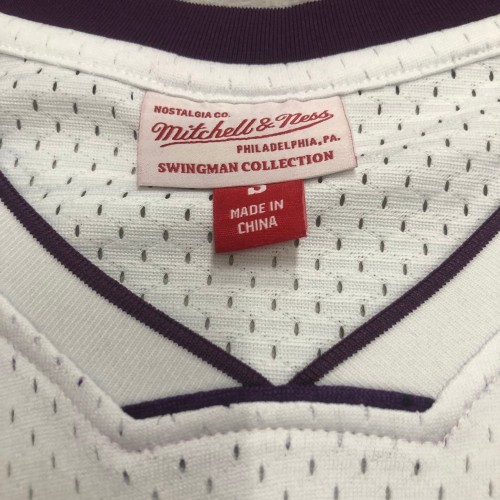 M&N 03-04 Lakers SW White 8# Bryant