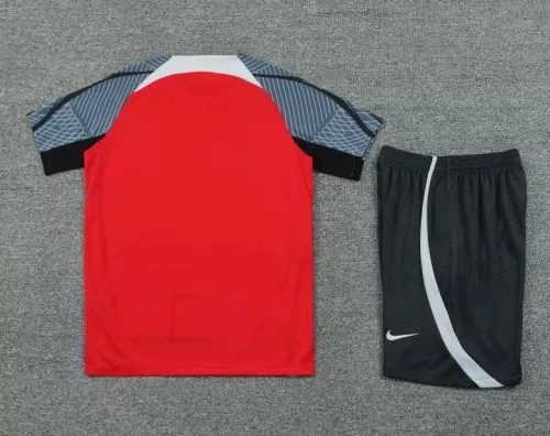24-25 Liverpool   Short Sleeve  Training Suit 8