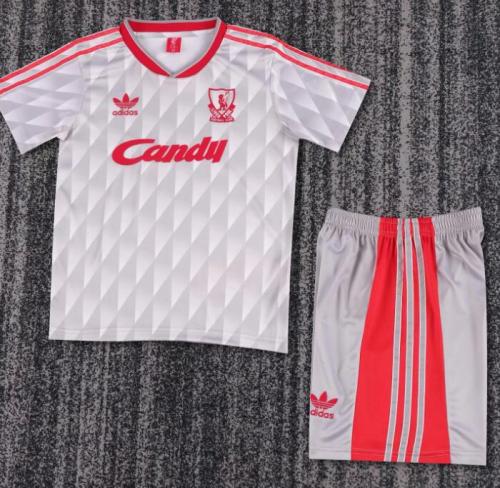 89-91  liverpool away  Kid  Fan Version