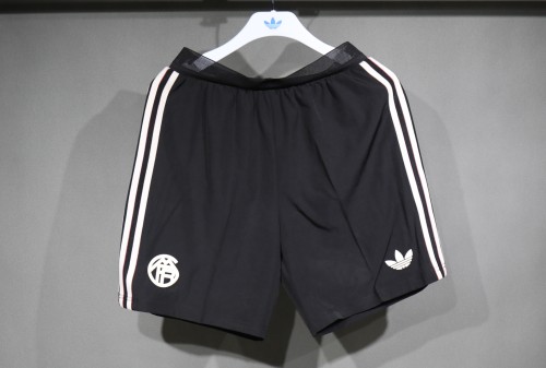 25-26 Bayern Third Player Shorts/25-26拜仁第二客场球员短裤