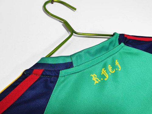 2010 Spain Green Goalkeeper Retro Jersey/2010西班牙绿色守门员