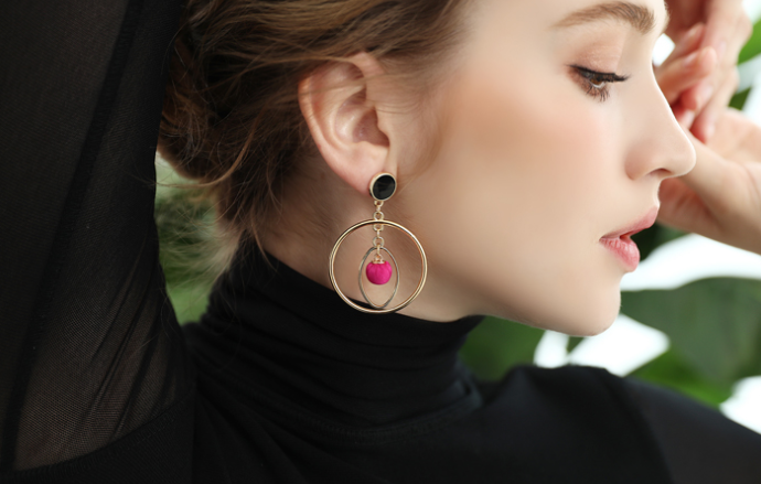 Premium earrings